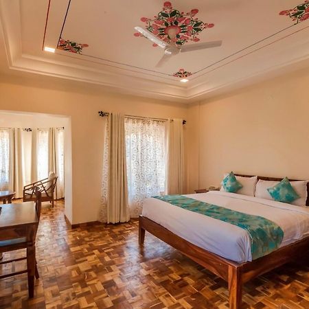 Kumbhalgarh Fort Resort-Pure Veg Exterior foto