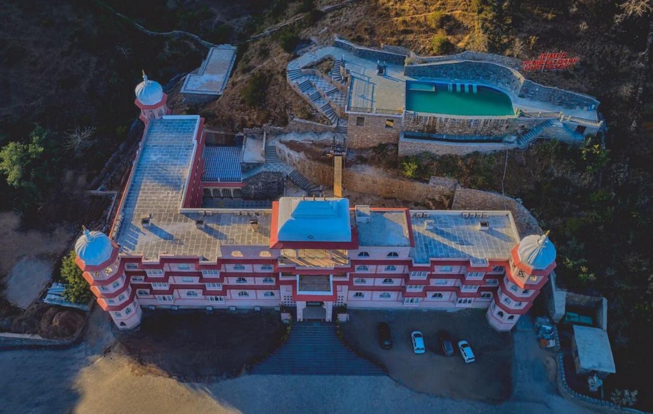 Kumbhalgarh Fort Resort-Pure Veg Exterior foto