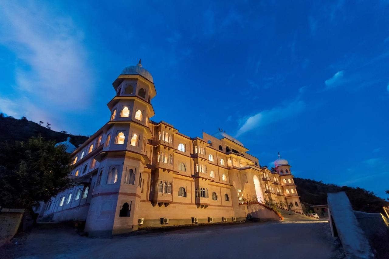 Kumbhalgarh Fort Resort-Pure Veg Exterior foto